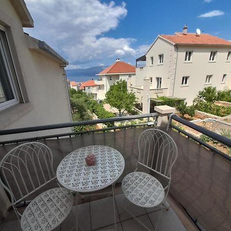 Nives B. Appartement Supetar Buitenkant foto