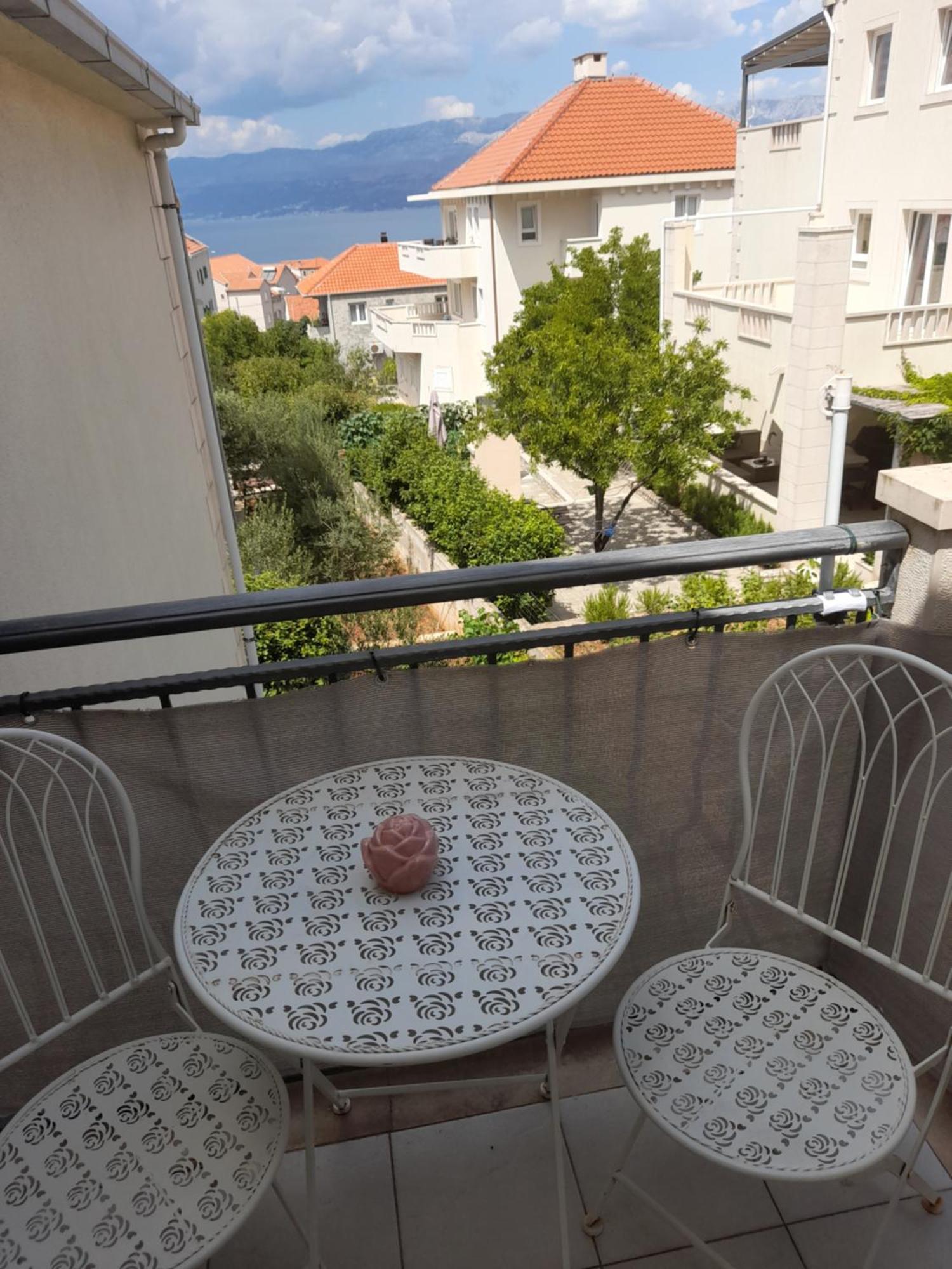 Nives B. Appartement Supetar Buitenkant foto