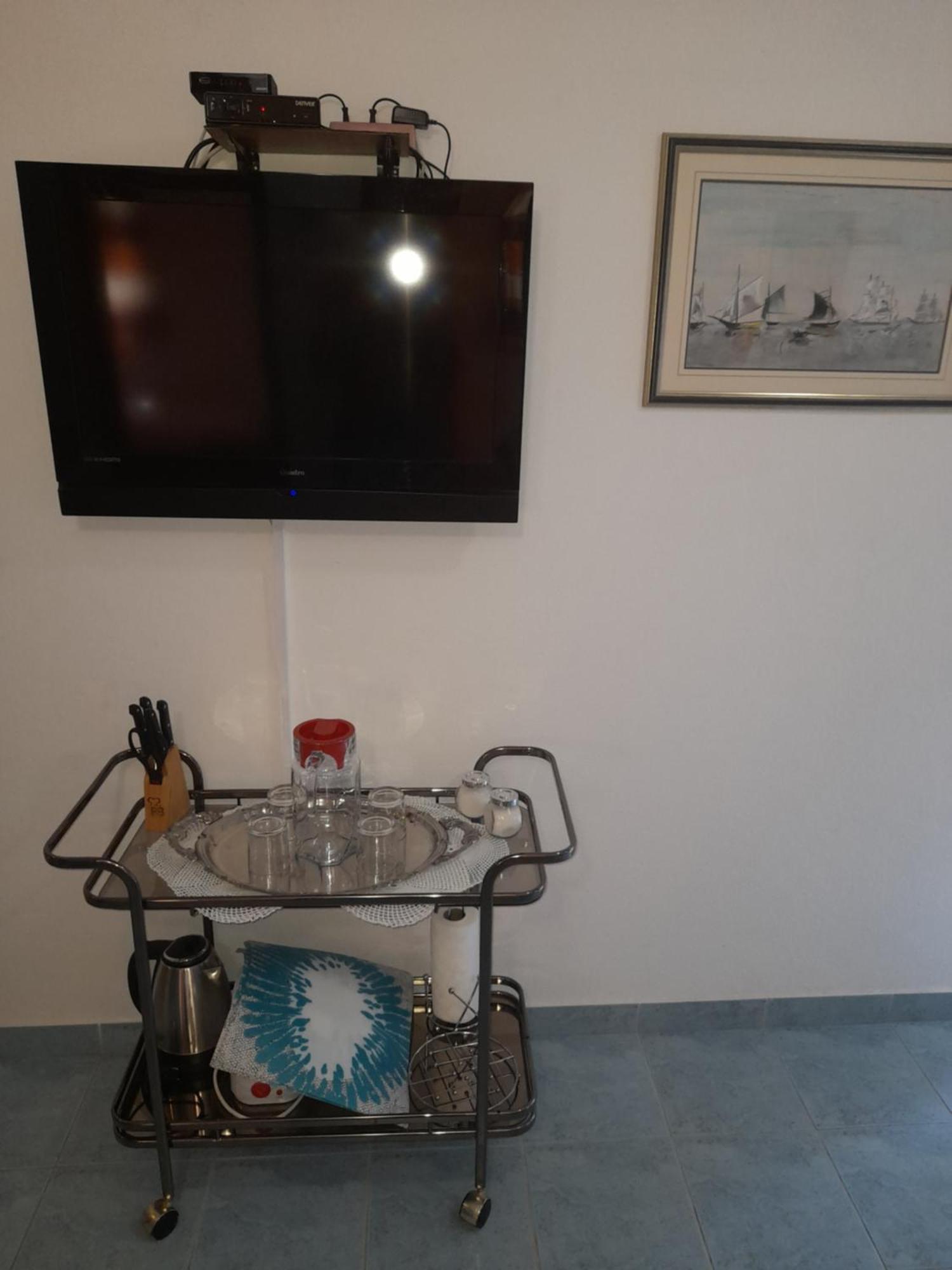 Nives B. Appartement Supetar Buitenkant foto